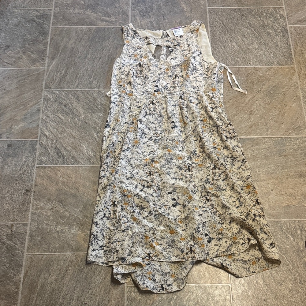 Floral Sleeveless Dress